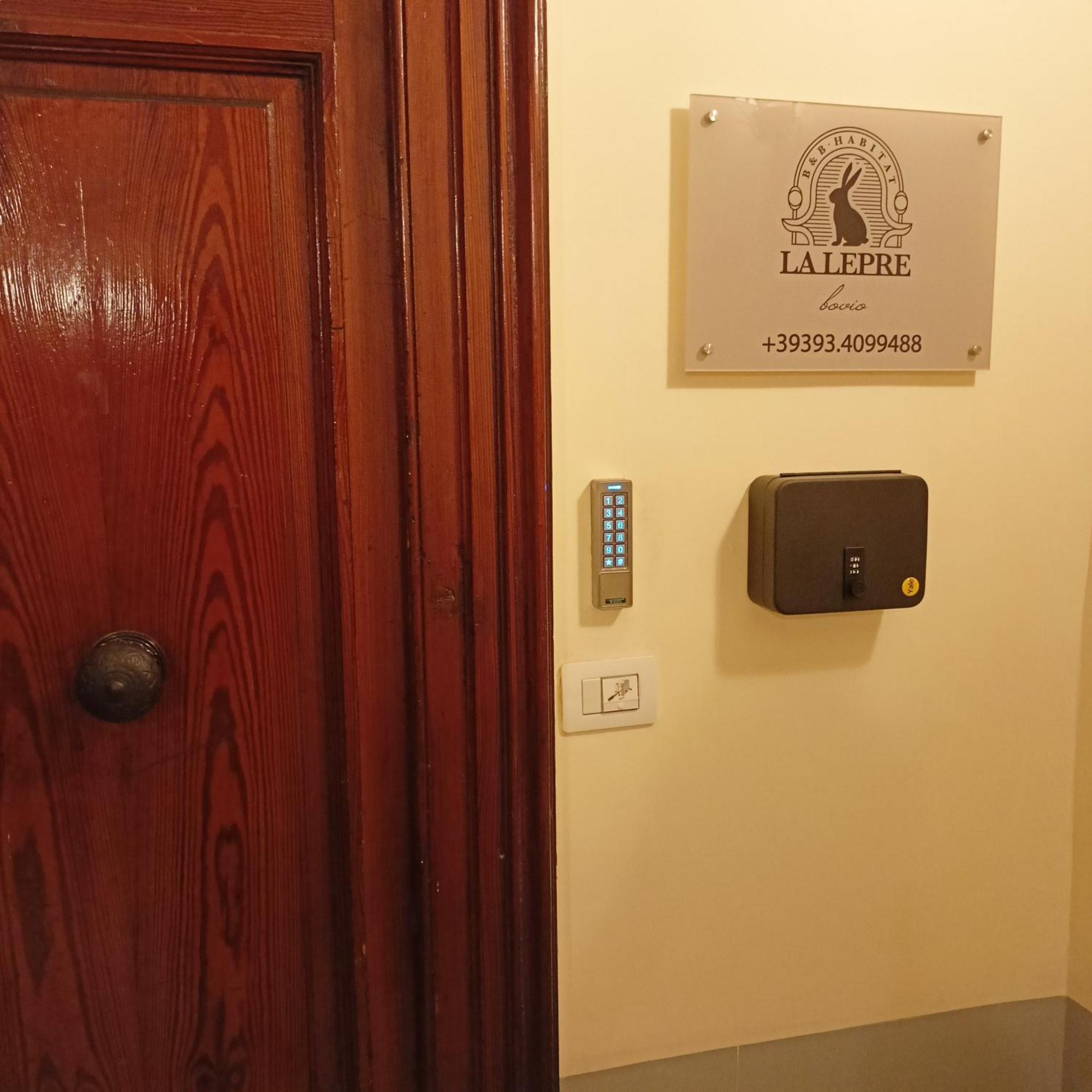 La Lepre Bovio Hotel Napoli Eksteriør billede
