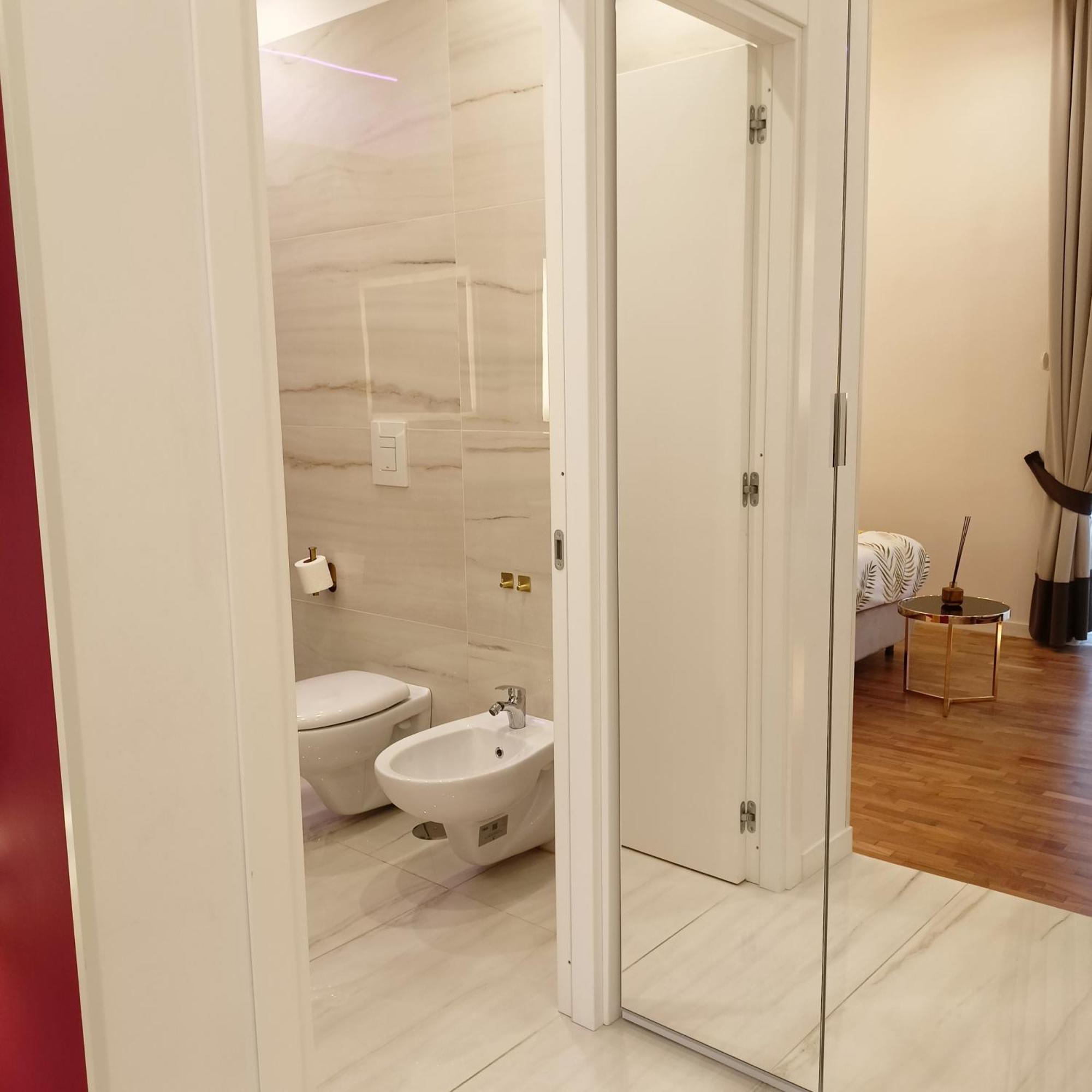 La Lepre Bovio Hotel Napoli Eksteriør billede